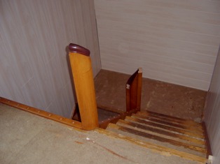 Treppenrenovierung mit Gruselstimmung