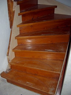 Treppenrenovierung hier an der Treppenwange