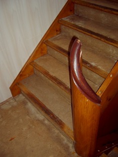 Treppenrenovierung mit Handlaufkrümmling